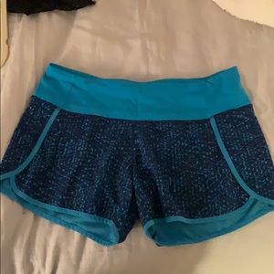 Lululemon shorts 4”